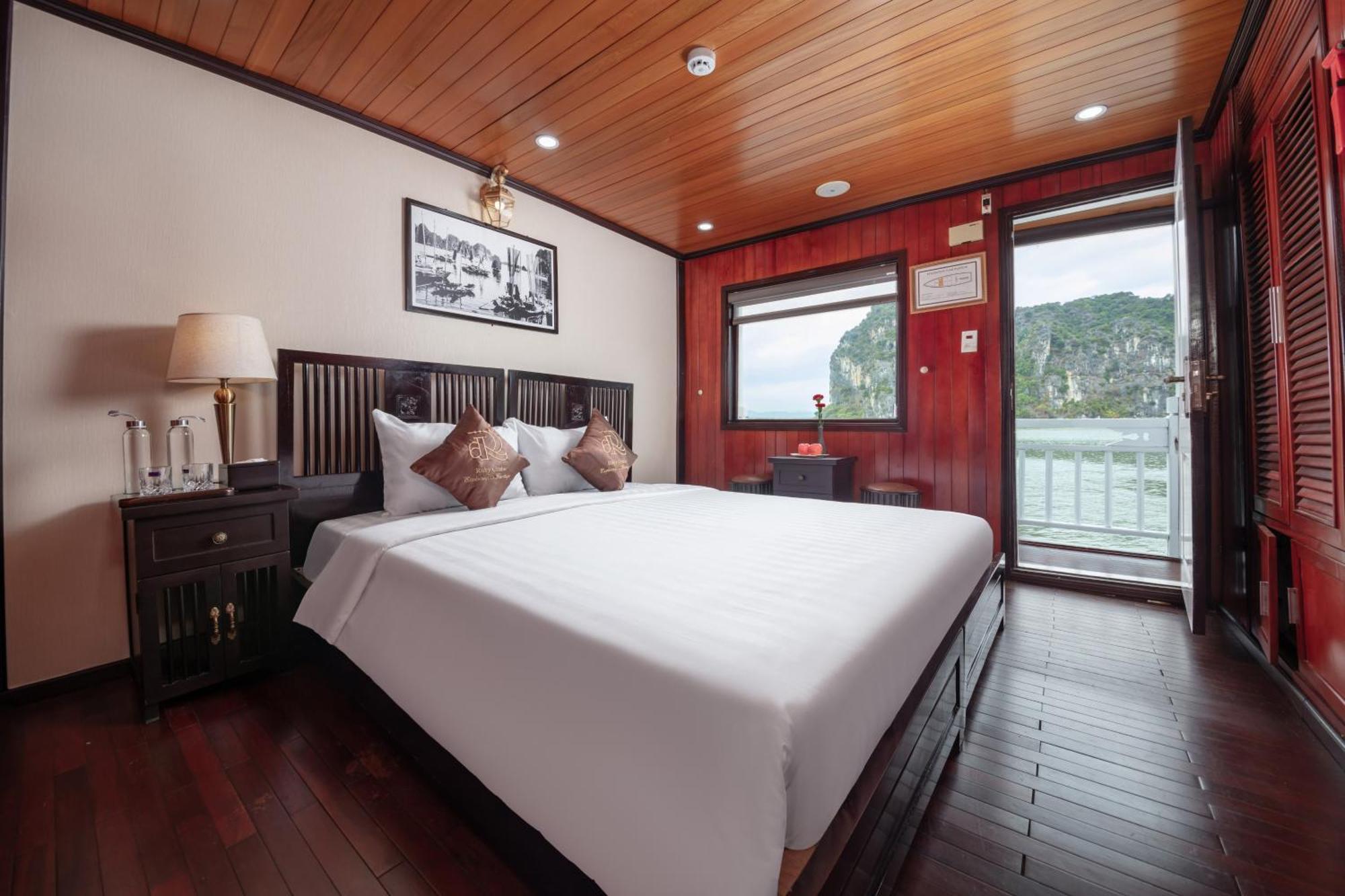 Ruby Cruise Hotel Ha Long Buitenkant foto