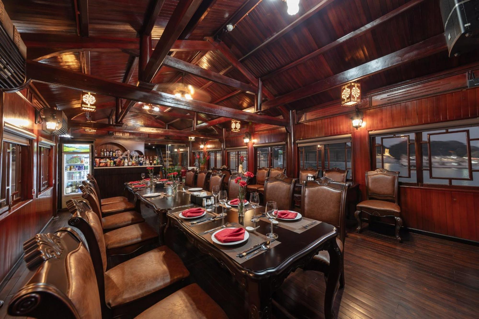 Ruby Cruise Hotel Ha Long Buitenkant foto